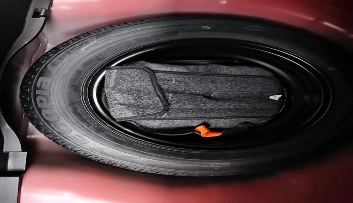 2022 Hyundai NEW I20 ASTA (O) 1.2 MT, Petrol, Manual, 14,807 km, tyre