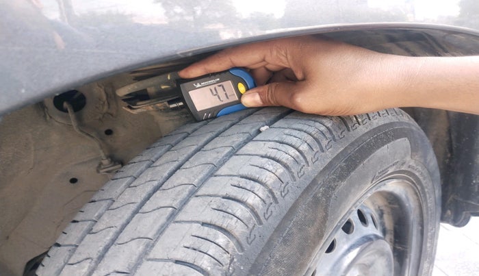 2019 Maruti S PRESSO VXI AMT, Petrol, Automatic, 53,278 km, tyre