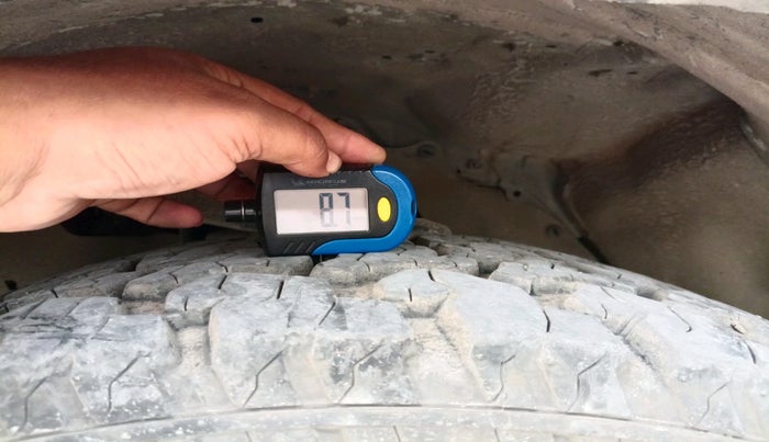 2022 Toyota HILUX HIGH 4X4 AT, Diesel, Automatic, 45,323 km, tyre