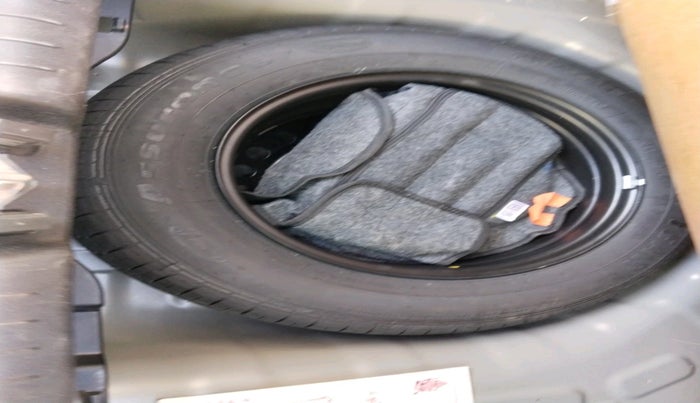 2023 Hyundai VENUE N LINE N6 1.0 TURBO DCT, Petrol, Automatic, 29,379 km, tyre