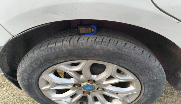 2015 Ford Ecosport TITANIUM 1.5L DIESEL, Diesel, Manual, 70,700 km, tyre