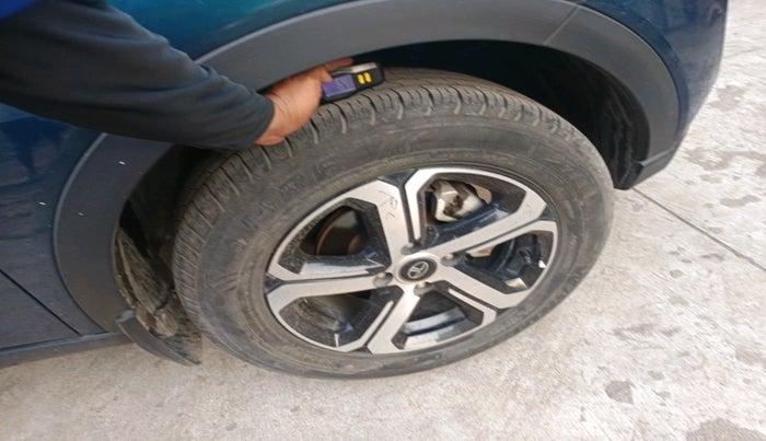 2022 Tata NEXON EV XZ PLUS, Electric, Automatic, 17,707 km, tyre