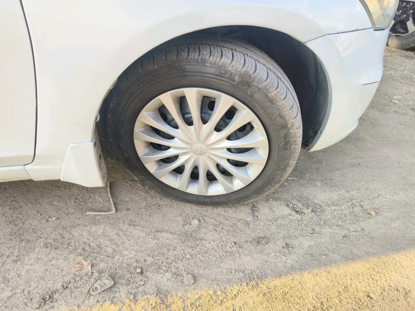 2016 Maruti Ciaz VDI+ SHVS, Diesel, Manual, 1,08,587 km, tyre