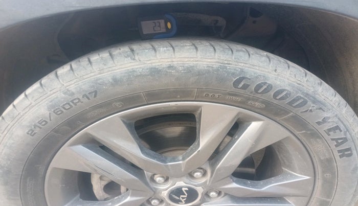 2021 KIA SELTOS HTX IVT 1.5 PETROL, Petrol, Automatic, 48,385 km, tyre