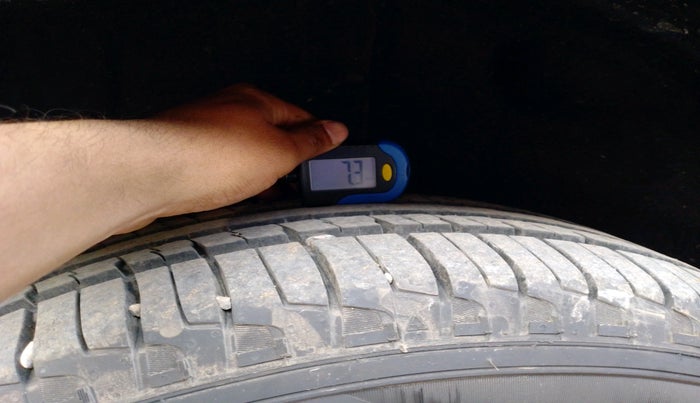 2025 Mahindra SCORPIO-N Z8 Select Petrol MT, Petrol, Manual, 3,886 km, tyre