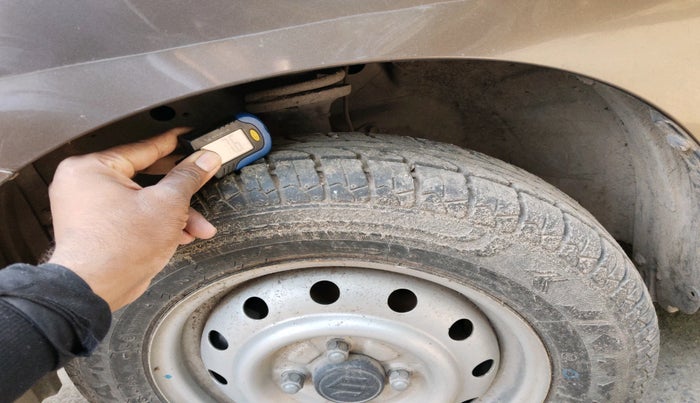 2011 Maruti Wagon R 1.0 LXI, Petrol, Manual, 47,123 km, tyre