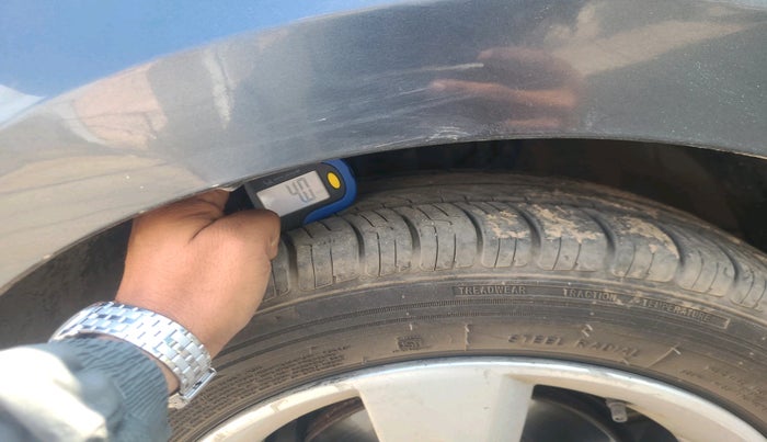 2017 Skoda Rapid AMBITION 1.5 TDI AT, Diesel, Automatic, 1,18,888 km, tyre