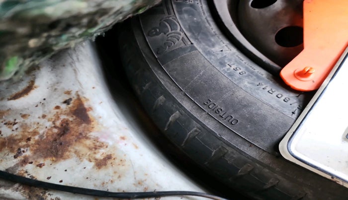 2011 Maruti Ritz VXI, Petrol, Manual, 77,192 km, tyre