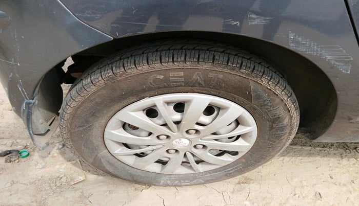 2015 Hyundai i10 MAGNA 1.1, Petrol, Manual, 36,192 km, tyre