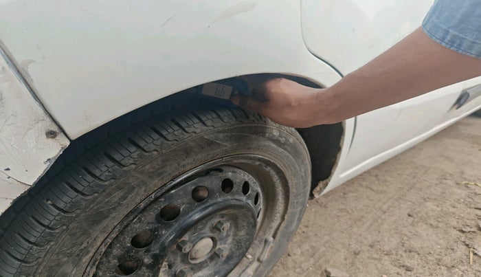 2011 Maruti Wagon R 1.0 VXI, Petrol, Manual, 91,450 km, tyre