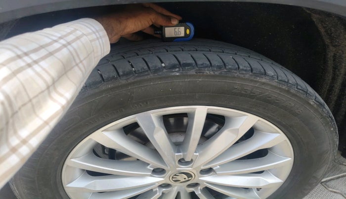 2023 Skoda Kodiaq L&K, Petrol, Automatic, 12,389 km, tyre