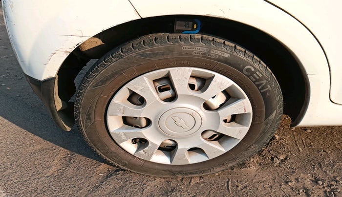 2013 Chevrolet Spark LS 1.0 LPG, Petrol, Manual, 65,478 km, tyre