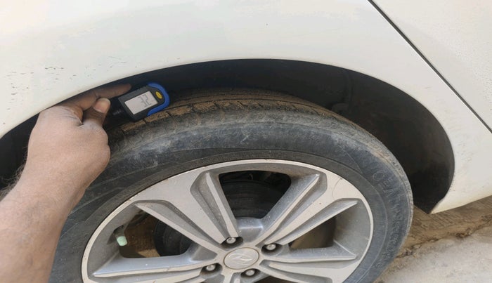 2019 Hyundai Verna 1.6 CRDI SX, Diesel, Manual, 88,901 km, tyre