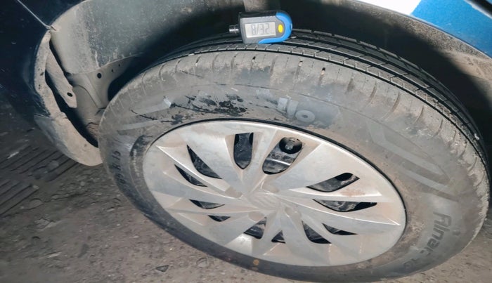 2025 Maruti Baleno DELTA PETROL 1.2, Petrol, Manual, 9,570 km, tyre