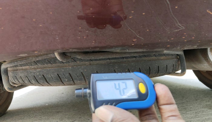 2023 Maruti Ertiga VXi (O), Petrol, Manual, 55,386 km, tyre