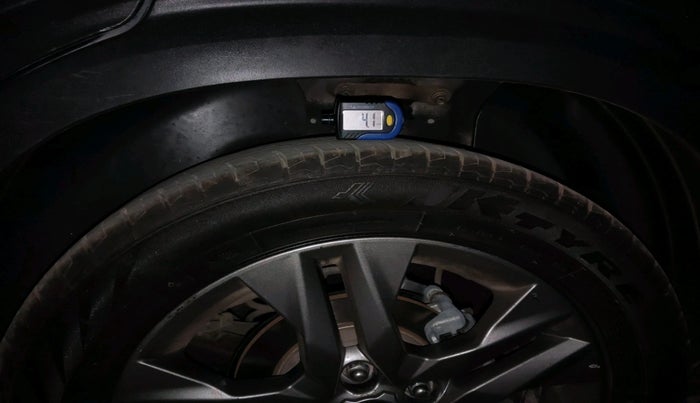 2022 KIA SELTOS HTX 1.5 DIESEL, Diesel, Manual, 1,09,979 km, tyre