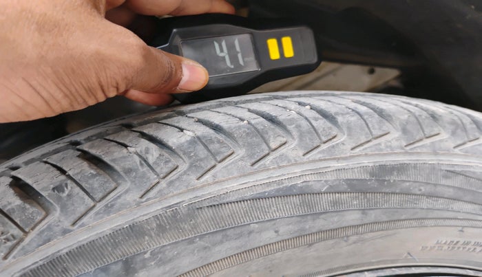 2023 Maruti Alto K10 VXI PLUS, Petrol, Manual, 47,468 km, tyre