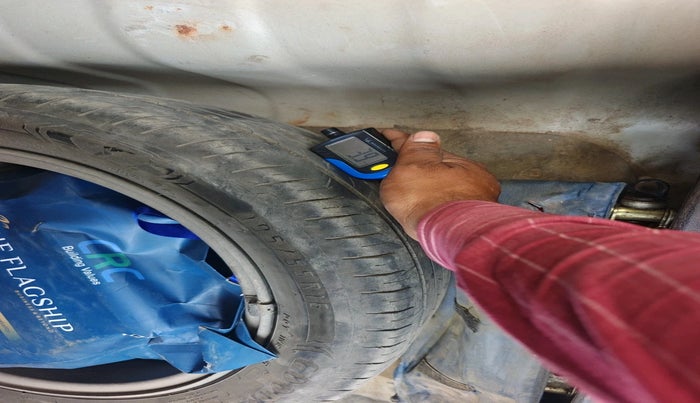 2012 Hyundai Verna FLUIDIC 1.6 VTVT SX, Petrol, Manual, 1,72,570 km, tyre