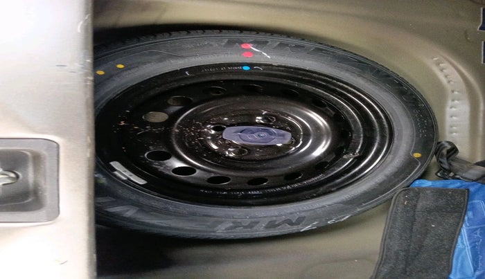 2024 Maruti New Wagon-R ZXI PLUS 1.2 AMT, Petrol, Automatic, 8,757 km, tyre