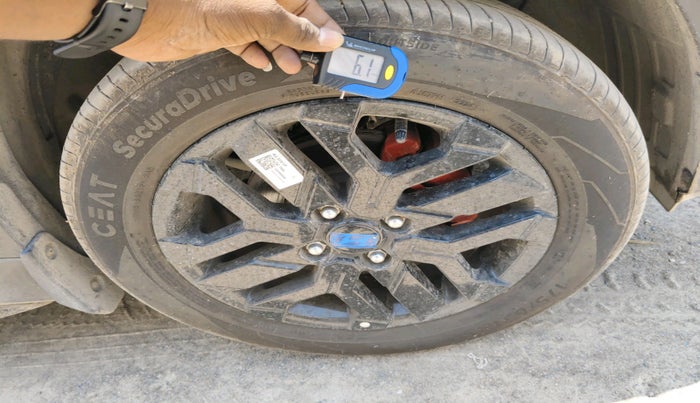 2024 Hyundai EXTER SX (O) Connect 1.2 AMT Knight Edition, Petrol, Automatic, 2,659 km, tyre