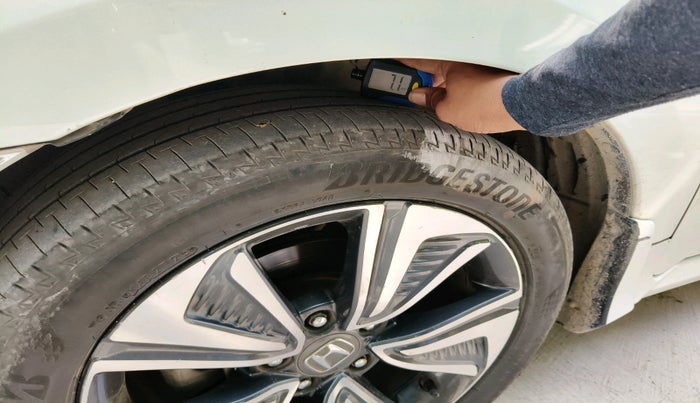 2019 Honda Civic 1.8L I-VTEC ZX CVT, Petrol, Automatic, 1,10,931 km, tyre