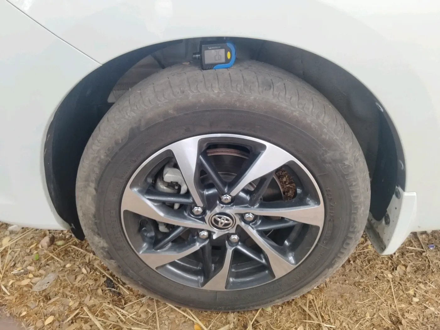 2023 Toyota RUMION V AT , Petrol, Automatic, 37,637 km, tyre