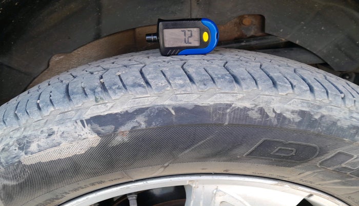 2012 Mahindra XUV500 W8, Diesel, Manual, 1,37,687 km, tyre