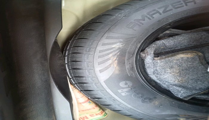 2025 Hyundai EXTER SX 1.2 MT Knight Edition, Petrol, Manual, 7,935 km, tyre