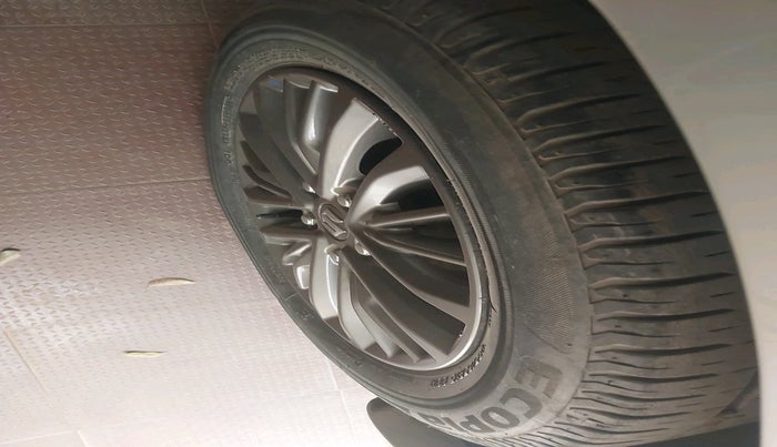 2019 Maruti Ertiga ZXI+ SHVS, Petrol, Manual, 26,049 km, tyre