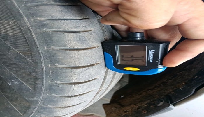 2018 Datsun Redi Go T (O), Petrol, Manual, 1,09,003 km, tyre