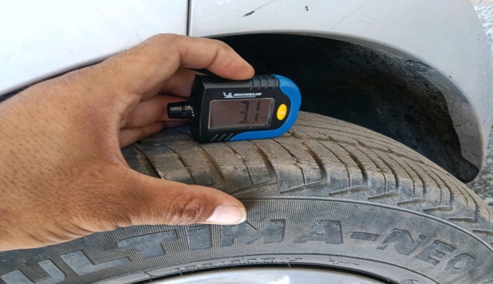 2018 Datsun Redi Go T (O), Petrol, Manual, 1,09,003 km, tyre