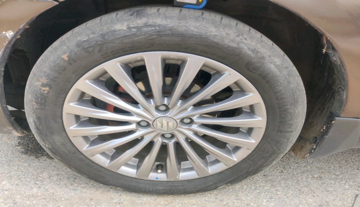 2017 Maruti Ciaz ALPHA DIESEL 1.3, Diesel, Manual, 93,231 km, tyre