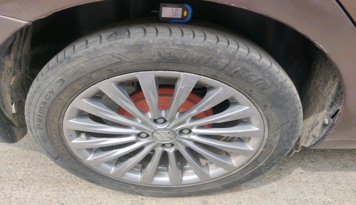 2017 Maruti Ciaz ALPHA DIESEL 1.3, Diesel, Manual, 93,231 km, tyre