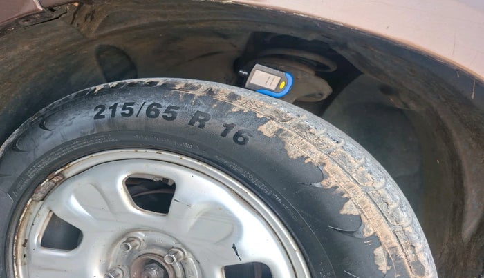 2014 Renault Duster 85 PS RXL DIESEL, Diesel, Manual, 82,233 km, tyre