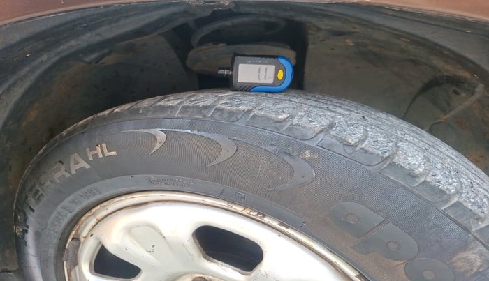 2014 Renault Duster 85 PS RXL DIESEL, Diesel, Manual, 82,233 km, tyre