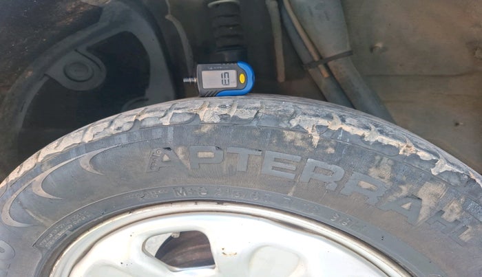 2014 Renault Duster 85 PS RXL DIESEL, Diesel, Manual, 82,233 km, tyre