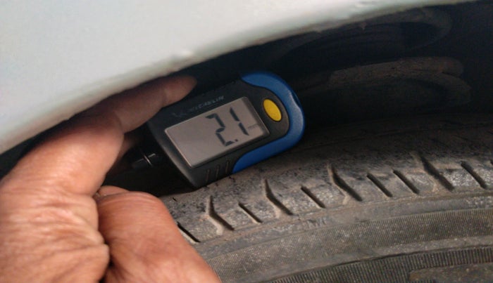 2015 Hyundai i10 MAGNA 1.1, CNG, Manual, 78,972 km, tyre