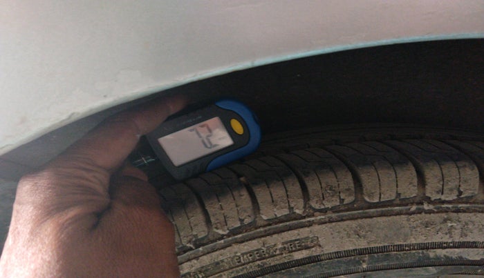 2015 Hyundai i10 MAGNA 1.1, CNG, Manual, 78,972 km, tyre