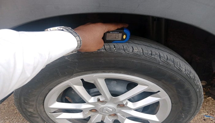 2020 Renault TRIBER RXT, Petrol, Manual, 96,506 km, tyre