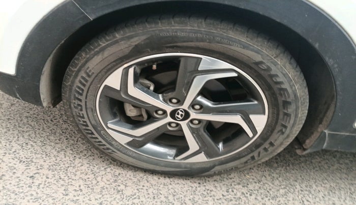 2018 Hyundai Creta SX AT 1.6 PETROL, Petrol, Automatic, 41,873 km, tyre