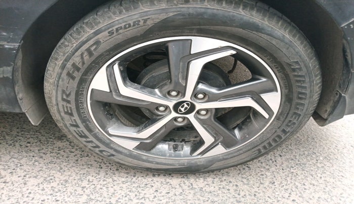 2018 Hyundai Creta SX AT 1.6 PETROL, Petrol, Automatic, 41,873 km, tyre