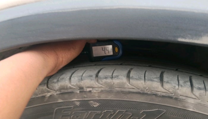 2021 MG ASTOR SAVVY 1.3 TURBO AT S RED, Petrol, Automatic, 81,094 km, tyre