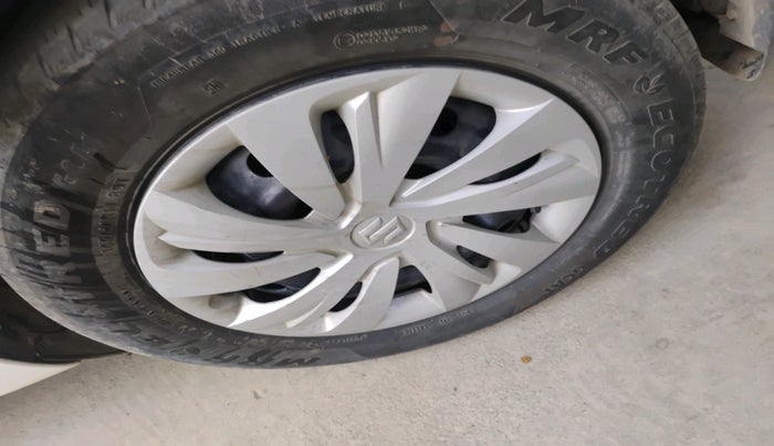 2025 Maruti Swift VXi, Petrol, Manual, 26,029 km, tyre