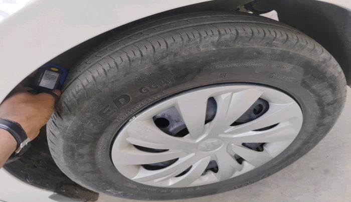 2025 Maruti Swift VXi, Petrol, Manual, 26,029 km, tyre