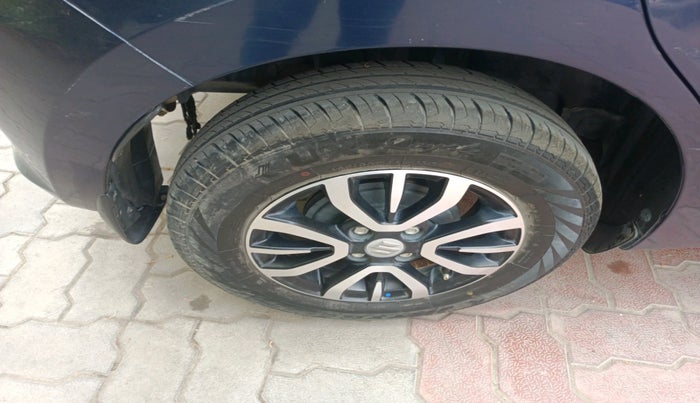 2021 Maruti Swift VXI, Petrol, Manual, 17,453 km, tyre