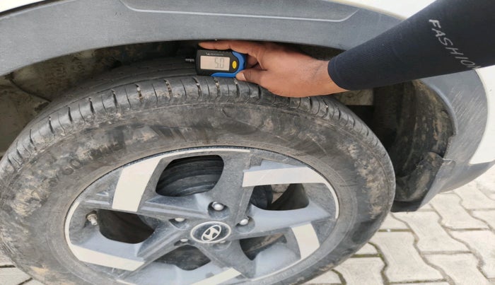 2020 Hyundai VENUE SX 1.0 (O) TURBO IMT, Petrol, Manual, 70,443 km, tyre