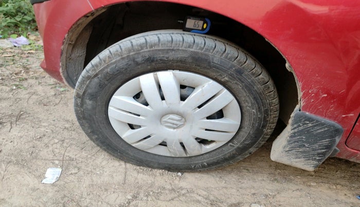 2014 Maruti Alto 800 LXI, Petrol, Manual, 69,641 km, tyre