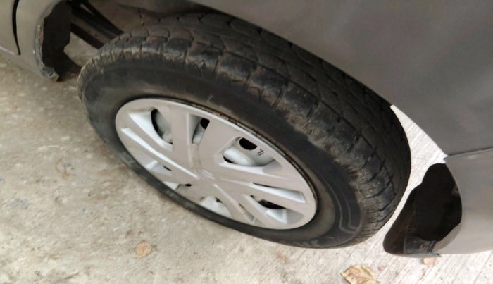 2014 Maruti Wagon R 1.0 LXI, Petrol, Manual, 59,957 km, tyre