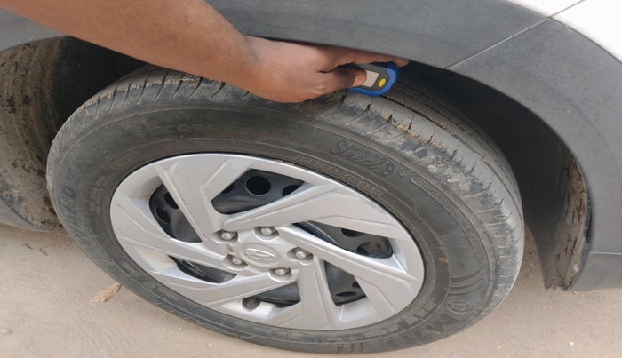 2024 Hyundai Creta EX 1.5 PETROL, Petrol, Manual, 24,117 km, tyre