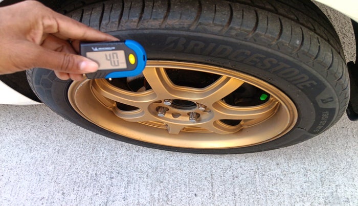 2012 Hyundai Verna FLUIDIC 1.6 CRDI SX OPT AT, Diesel, Automatic, 1,44,543 km, tyre